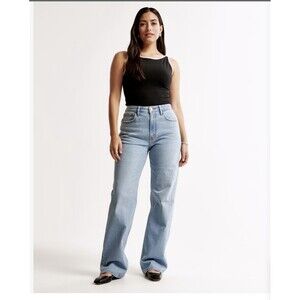 Abercrombie & Fitch The 90's Relaxed Jean High Rise Size 31 / 12 R Curve Love